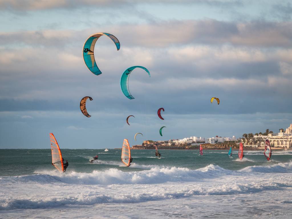 découvrir les plages de tarifa pour le kitesurf et le windsurf